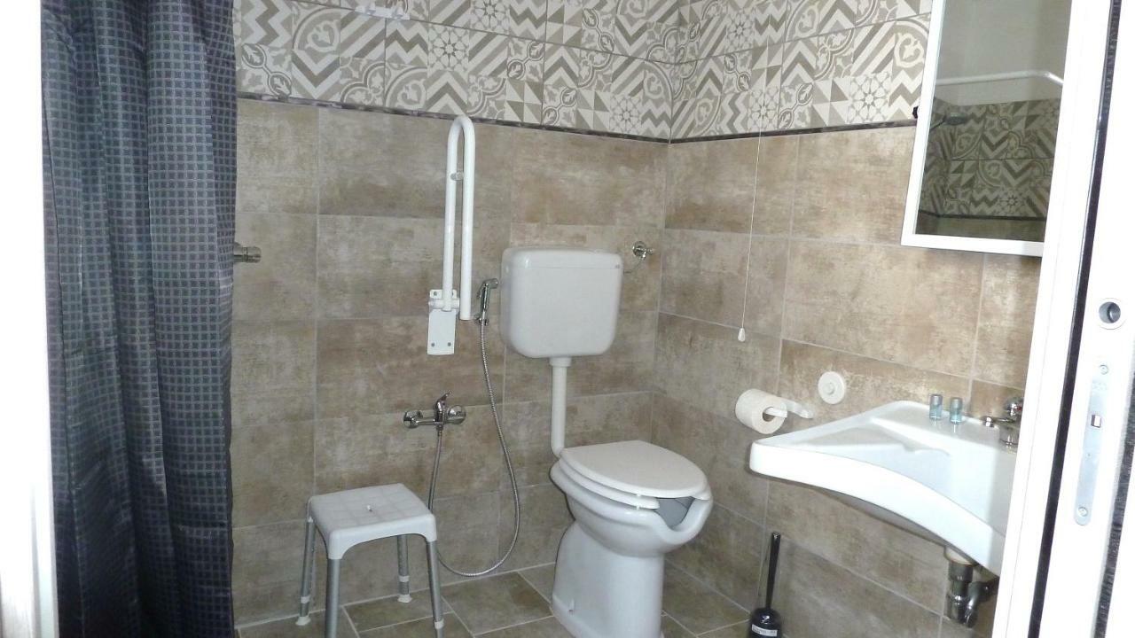 Regina Isabella Rooms San Foca Εξωτερικό φωτογραφία
